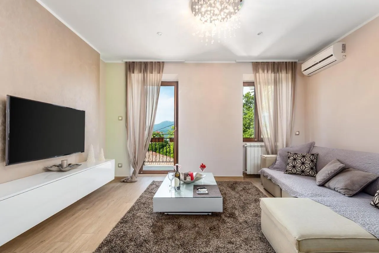 Apartment Srok, Romantic Kastav 0*,